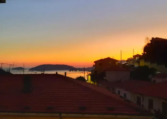 Lägenhet La Terrazza Sul Golfo Dei Poeti Con Vista Mare Pitelli
