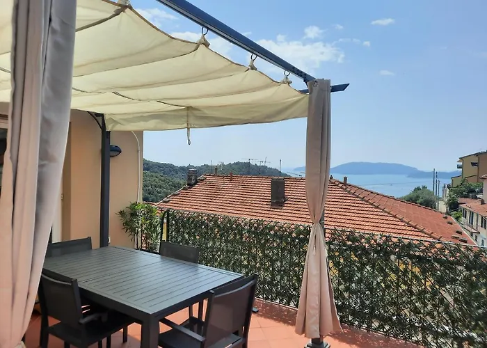 Lägenhet La Terrazza Sul Golfo Dei Poeti Con Vista Mare