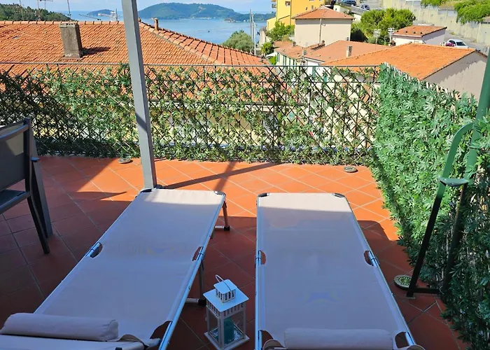 La Terrazza Sul Golfo Dei Poeti Con Vista Mare Lägenhet